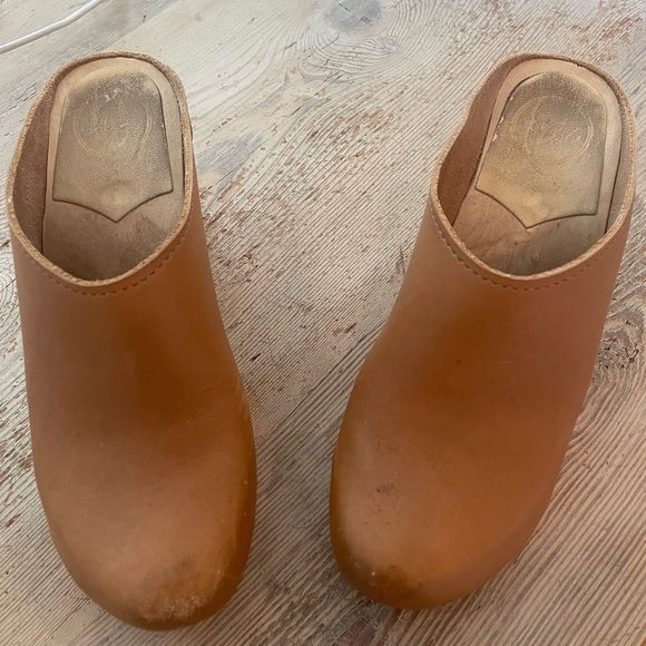 No 6 clogs - Picture 5 of 8